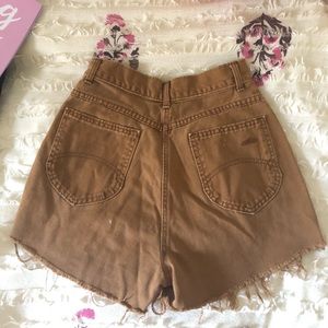 Vintage chic high waisted shorts